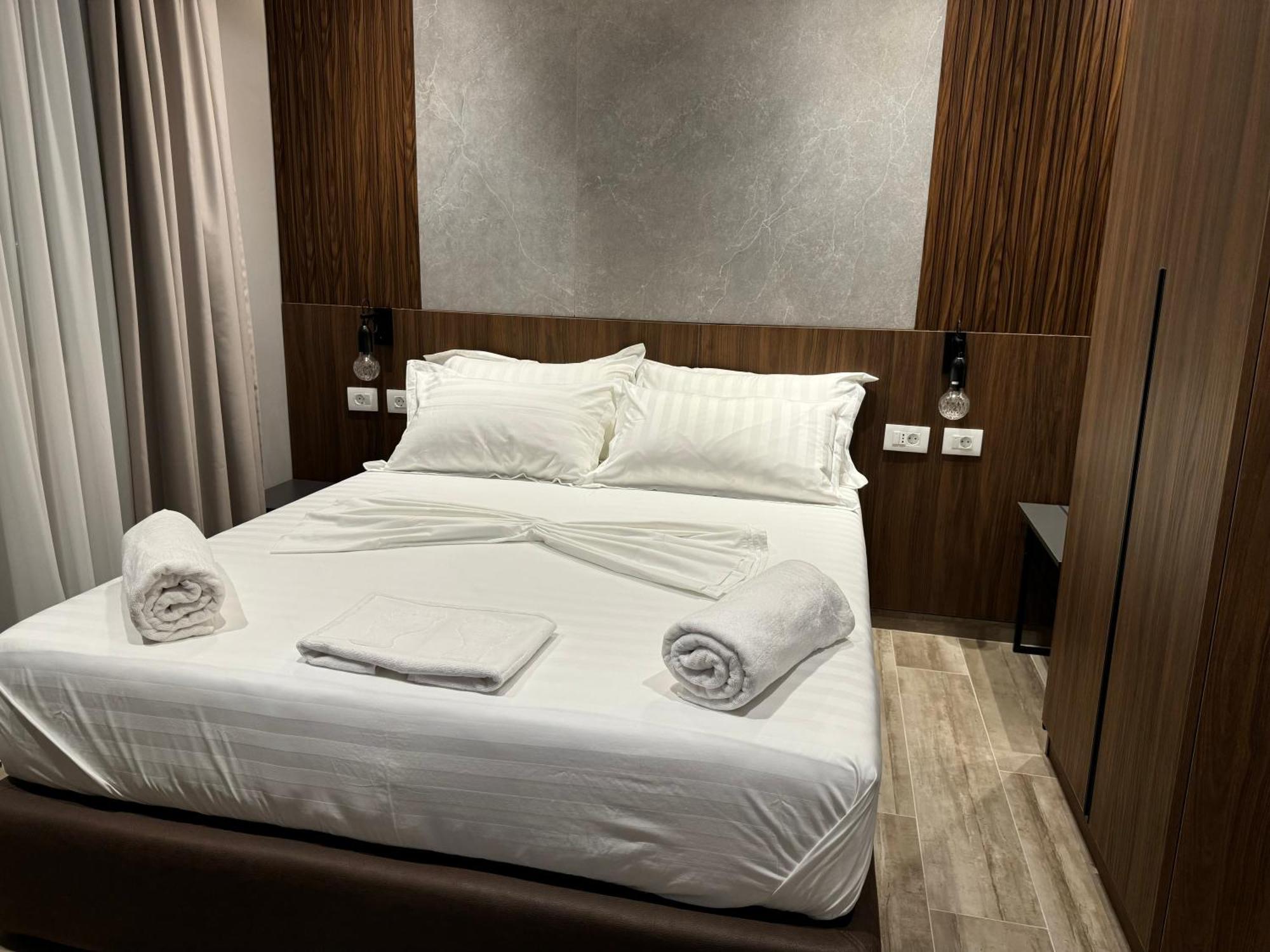 Side Airport Hotel Krujë 外观 照片