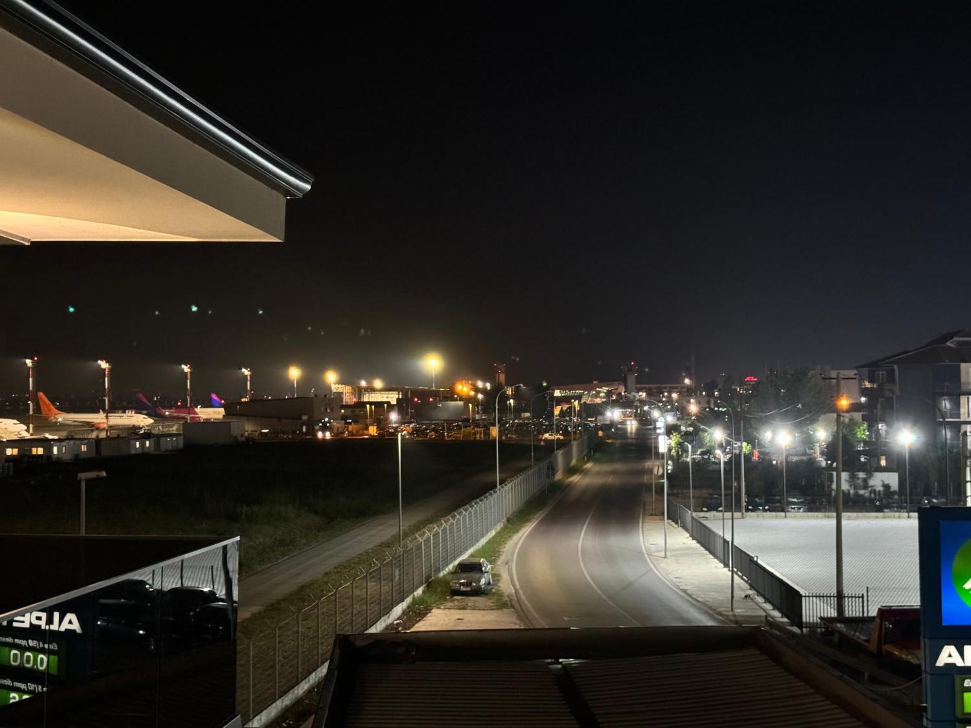 Side Airport Hotel Krujë 外观 照片